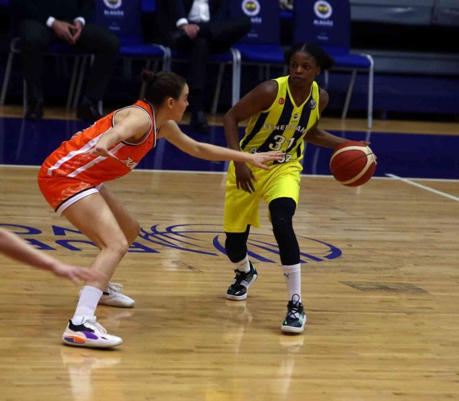 Fıba Avrupa Ligi: Fenerbahçe Alagöz Holding: 83 - Tango Bourges Basket: 64
