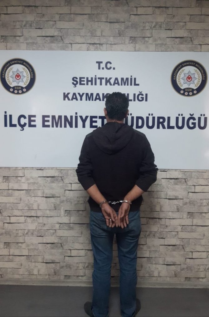 Gaziantep’te Bir Evde Eyp Düzeneği Malzemesi Ele Geçirildi