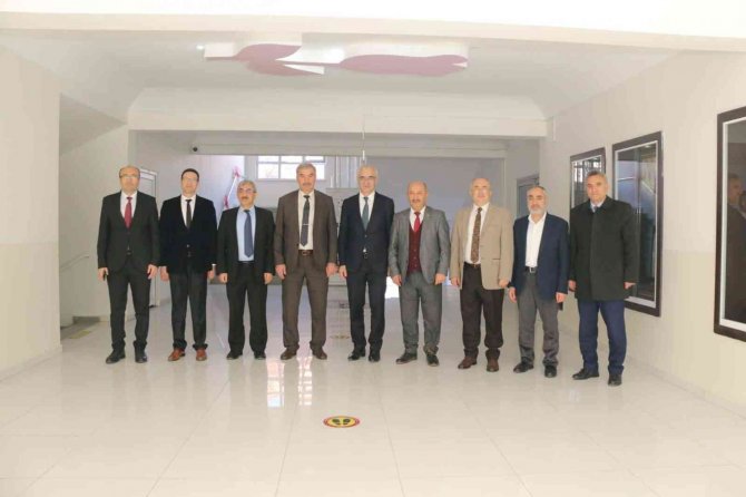 Genç Nida Kuran-ı Kerim’i Güzel Okuma Ve Genç Muhafızlar Hafızlık Yarışması’nın Kütahya Finalleri