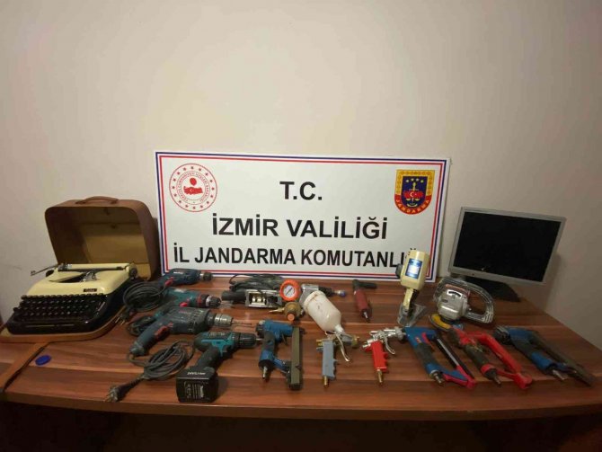 Jandarma Kameradan Tespit Etti, İş Yeri Hırsızları Yakalandı