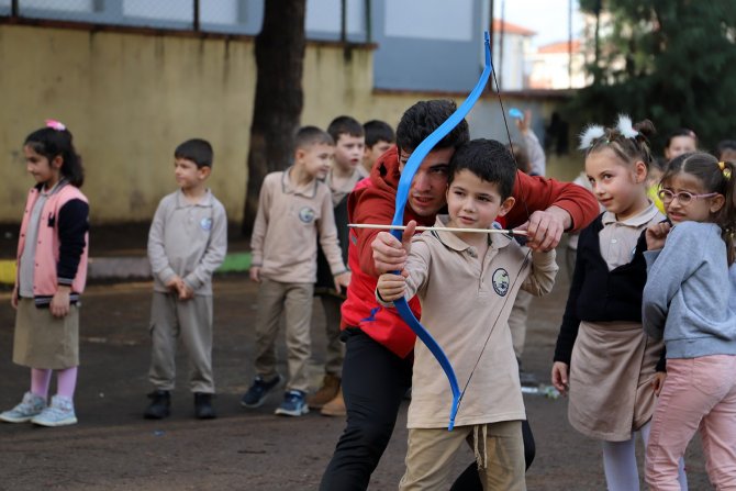 Bu Etkinlikle Öğrencilerin El-kol Koordinasyonu Gelişiyor