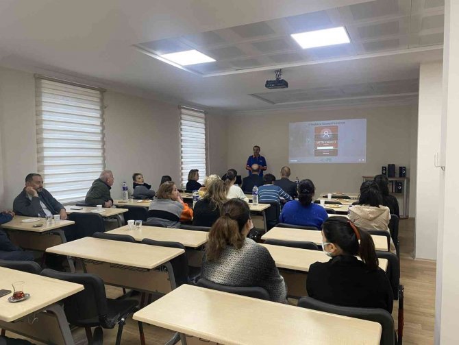 Afad’tan Ptt Personeline ’Afet Farkındalık’ Eğitimi