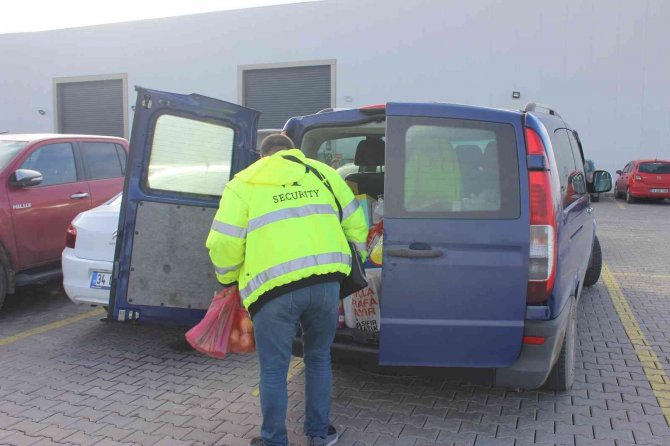 Yılbaşı Öncesi Kırklareli’nde Bulgar Yoğunluğu: Çuval Çuval Alıyorlar