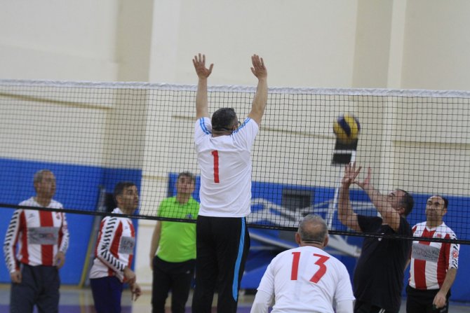 Kaymakamlık Turnuvasında Finalin Adı: Esnafspor - Milli Eğitim