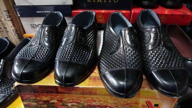 Dört Mevsim Tercih Edilen “Kara Lastiğe” İlgi Devam Ediyor