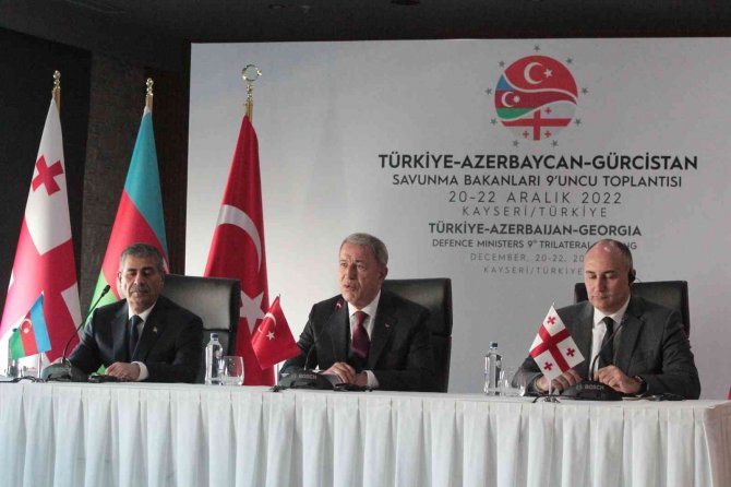 Bakan Akar’dan Yunanistan’a “Radar Kilidi” Tepkisi