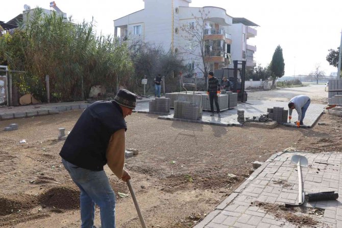Nazilli Belediyesi Şirinevler’in Yol Sorununu Çözüyor