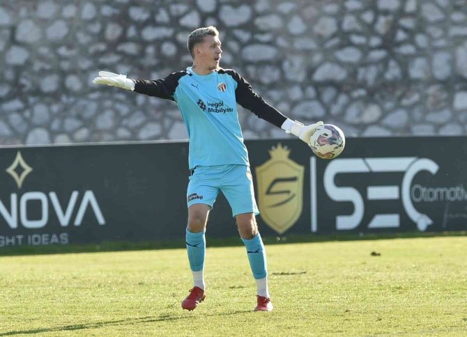 Şike İddiasıyla Sözleşmeleri Feshedilen 2 Kaleciden Açıklama