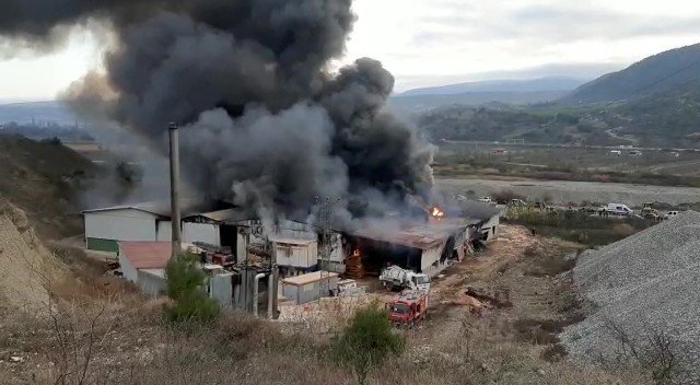 Taşova Belediye Başkanı Öztürk: “Fabrika Yangını Kontrol Altına Alındı”