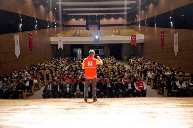 Kızılay’ın Tarihi Ve Önemi Anlatıldı