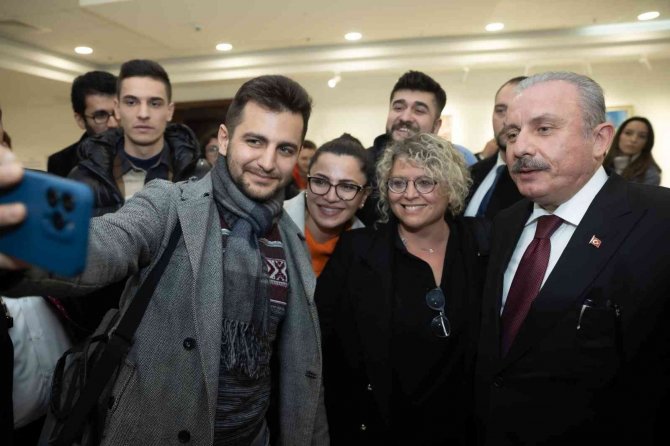 Tbmm Başkanı Şentop: "Türkiye, Tahıl Koridorunu İşler Hale Getiren Ülkedir"