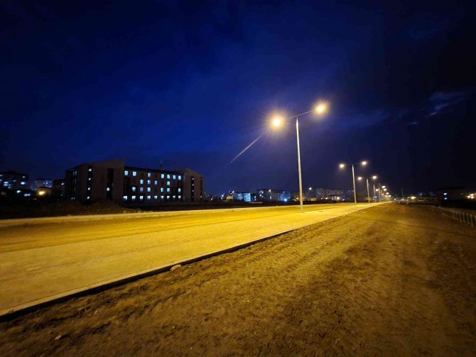 Vedaş’la Çar Çayı Güzergahı Işıl Işıl Oldu