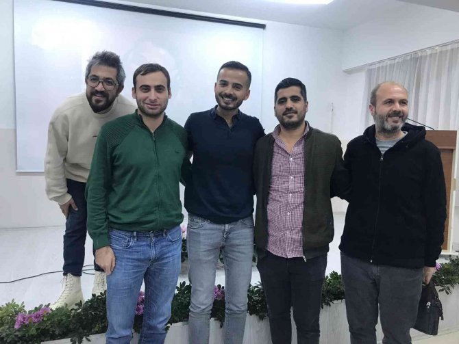 Radyo Sunucusu Özadlı, Öğrencilerle Buluştu