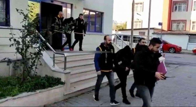 Yalova’da 2 Hırsızlık Zanlısı Yakalandı