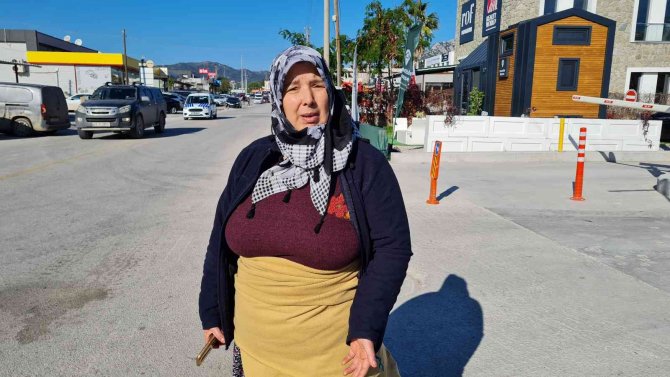 Çöp Kamyonun Altında Kalan Kadının İnanılmaz Kurtuluşu Güvenlik Kameralarına Yansıdı