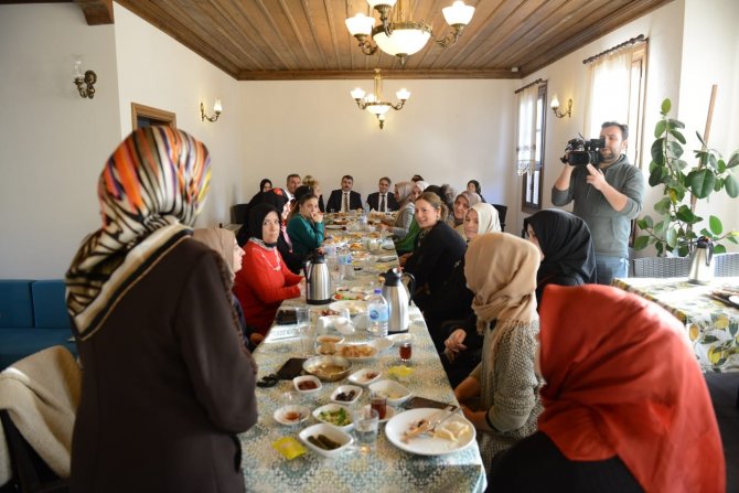 Kadınlar Üretiyor Yıldırım Kazanıyor