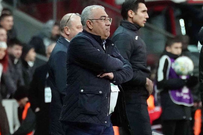 Ziraat Türkiye Kupası: Beşiktaş: 0 - Şanlıurfaspor: 2 (İ̇lk Yarı)