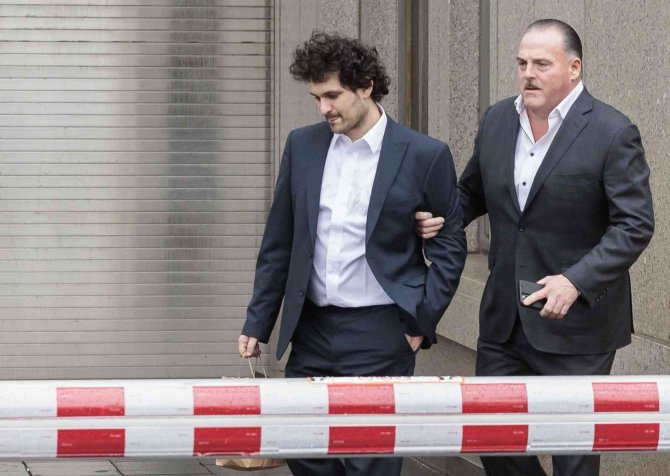 Kripto Para Borsası Ftx’in Kurucusu Bankman-fried, 250 Milyon Dolarlık Kefaletle Serbest Bırakılacak