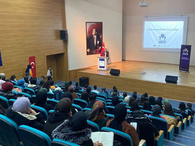 Uder Derneği’nden Çocuk İstismarı İle Mücadele Eğitimi