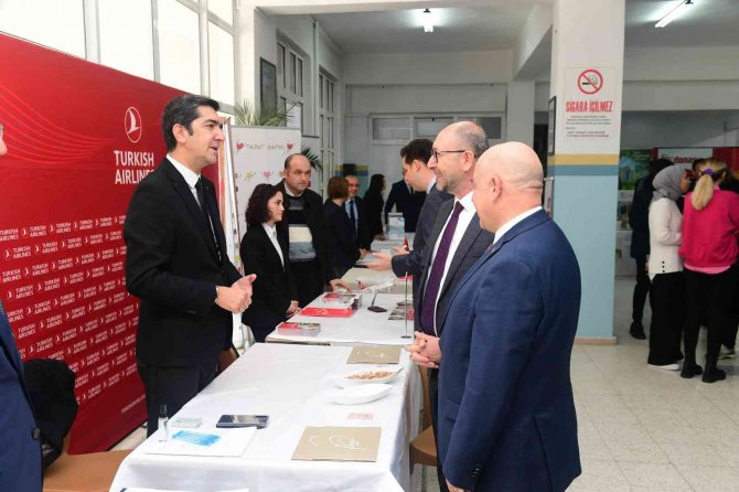 Turizm Fakültesi “4. Kariyer Günleri” İle Sektör Ve Öğrenciler Bir Araya Geldi