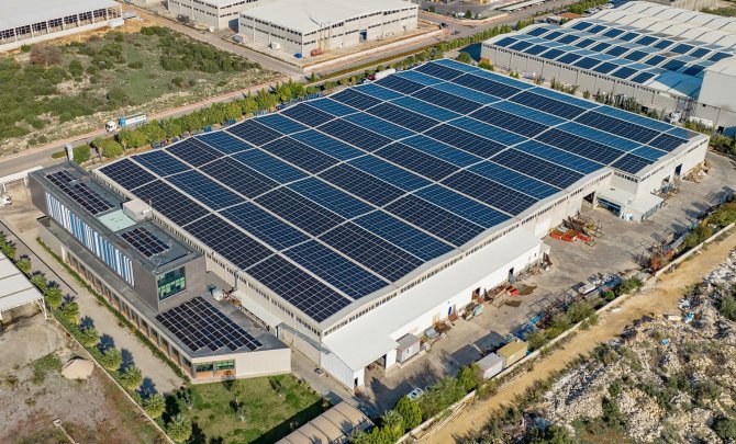 Cw Enerji Ceo’su Yılmaz: “Fabrika Çatılarına Kurulan Güneş Enerji Santrallerinde Artış Söz Konusu”