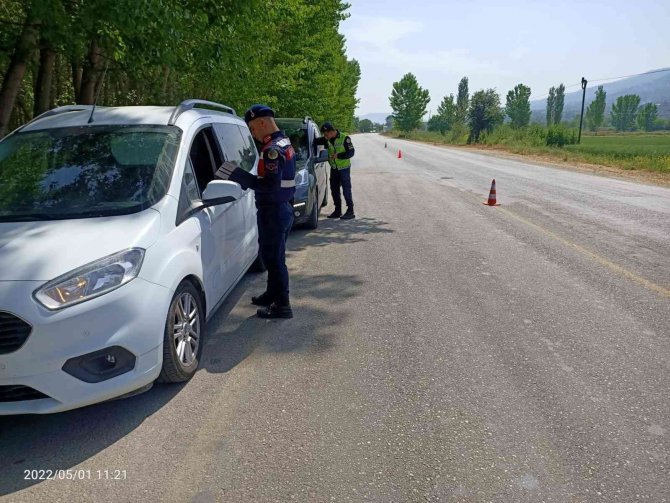 Aydın’da Hatalı Sürücüleri Jandarma Affetmedi