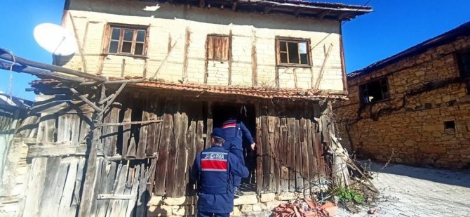 Bursa İ̇l Jandarma Komutanlığından 554 Personelle “Huzur Uygulaması”