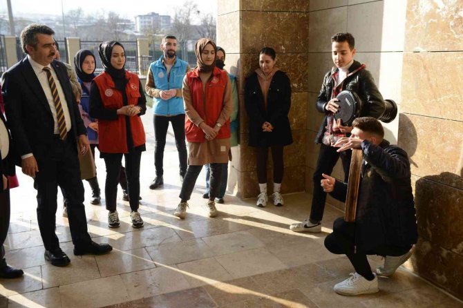 Yıldırım Gençlik Merkezi’nde Dersler Başladı