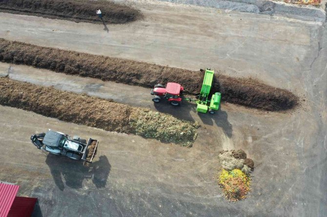 Emine Erdoğan Başkan Kocaispir’i Tebrik Etti