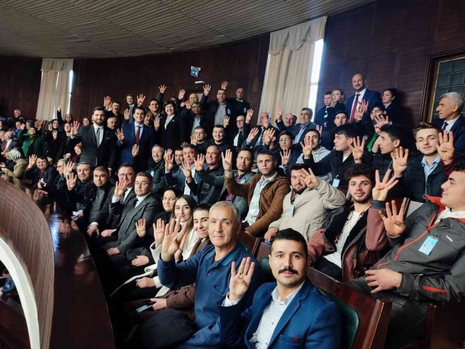 Ak Parti Tbmm Grup Toplantısı’nda Denizli Rüzgarı Esti