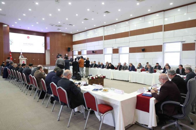 Diyanet İ̇şleri Başkanı Erbaş: “Yarına Dair Söyleyecek Sözü, Hedefi Ve İdeali Olanlar Bugünün Gençlerinin Gündeminden Haberdar Olmak Zorundadır”