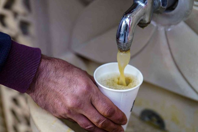 Diyarbakır’da ’İ̇kram Çeşmesi’nden Sıcak Çorba Akmaya Başladı