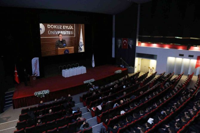 Deü’de "Atıksız Körfez, Dönüşen Gelecek" Paneli