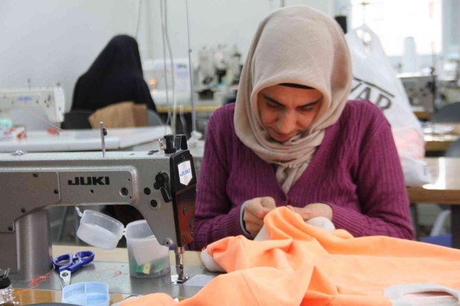 Elazığ’da Bir Yılda 50 Bin Kişiye Kurs Verildi