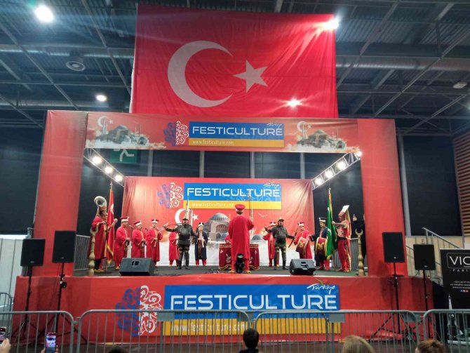 Bursa Mehter Takımı Fransa’yı Fethetti