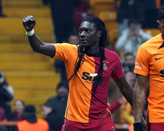 Bafetimbi Gomis Bu Sezonki 6. Golünü Kaydetti