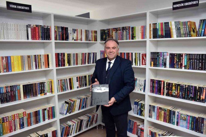 Germencik Belediyesi’nin Kütüphanesine Yoğun İlgi