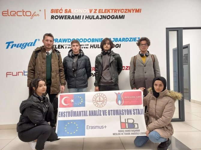 İ̇zmirli Meslek Lisesi Öğrencileri Polonya’da Stajda