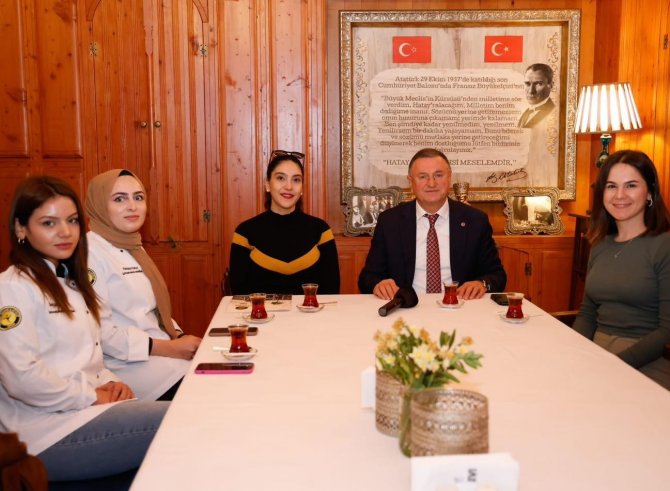 Hatay Gastronomi Evi İle Toros Üniversitesi Arasında Staj Protokolü İmzalandı