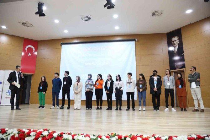 Keçiören’de “Haydi Gençler Söz Sizde’ Çalıştayı Düzenlendi