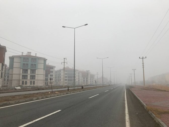 Iğdır-ağrı Karayolunda Sis Etkili Oluyor