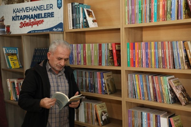 İ̇negöl’de Kahvehaneler Kitap Haneye Dönüşüyor