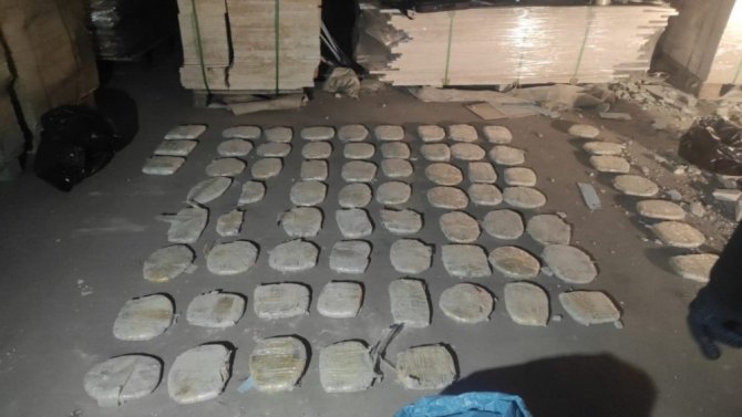 Kırgızistan Ve Rusya’da Uyuşturucu Çetesine Operasyon: 72 Kilo Madde Ele Geçirildi