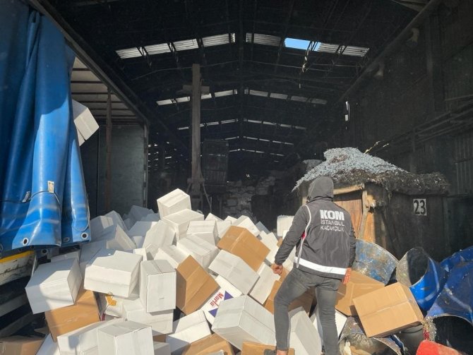 İ̇stanbul’da Ele Geçirilen 123 Ton Kaçak Tütün Ve Tütün Mamülleri İmha Edildi
