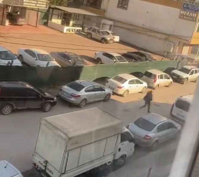 Eski Koca Terörü: Eski Karısı Ve Yeni Kocasına Defalarca Ateş Etti
