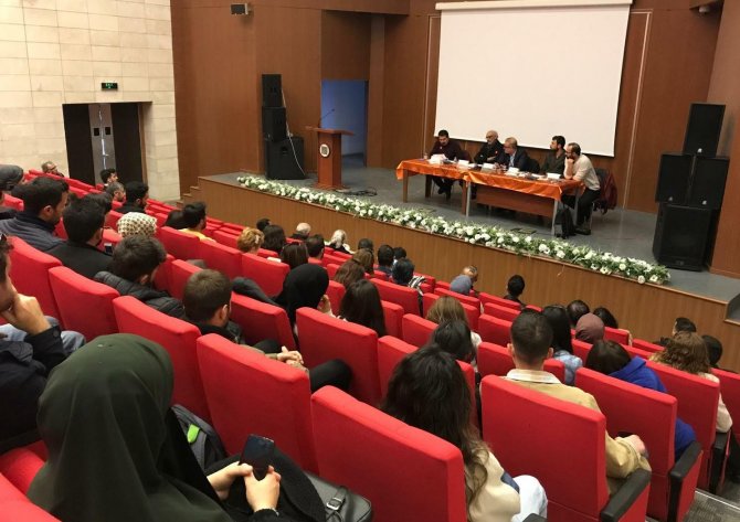 Mardin’de Beş Dilde ’Aşk Mefhumu’ Konuşuldu