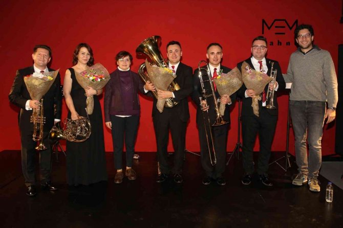 Mem Sahne’de Golden Horn Brass’tan Keyifli Konser