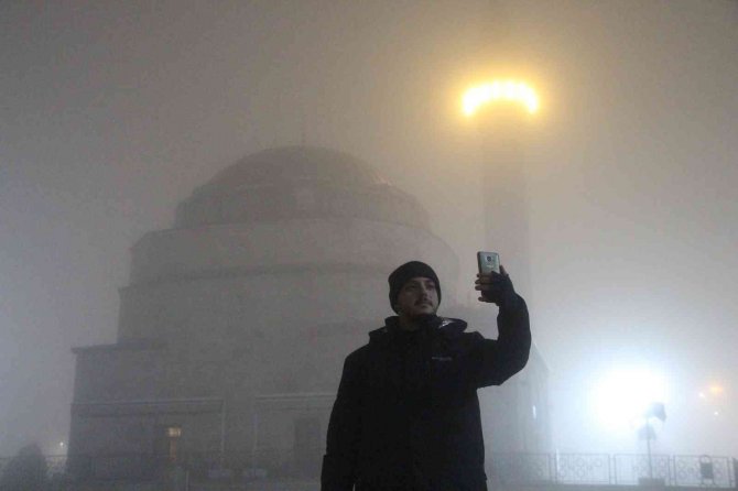 Bir Anda Çöktü, Ortaya Kartpostallık Görüntüler Çıktı