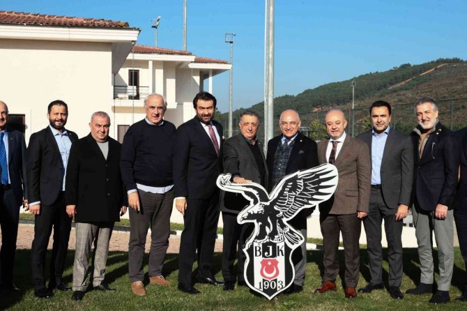 Tff Başkanı Mehmet Büyükekşi, Beşiktaş’ı Ziyaret Etti