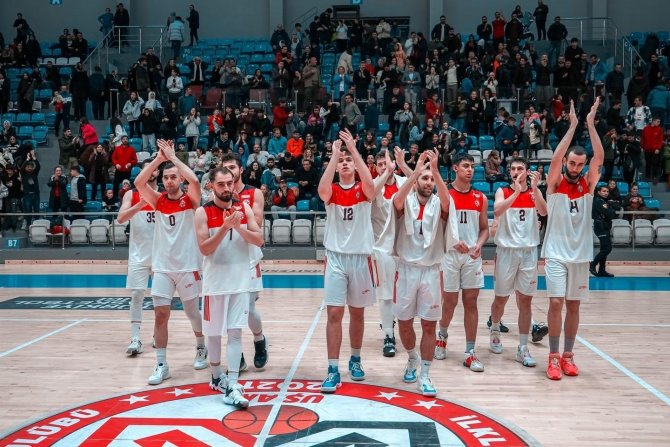 İ̇lkler Şehri Uşak Basketbol Takımı Zafere Odaklandı